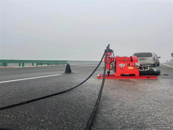 临朐马路路基路面开裂下沉注浆加固灌浆